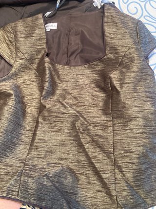 Conjunto Bambola Top y Chaqueta Marrón Dorado Tall