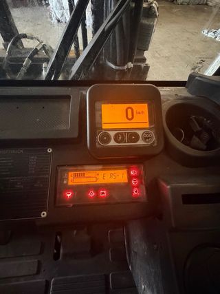 Carretilla elevadora Toyota 2T 2015