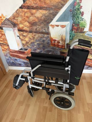 Silla de ruedas plegable