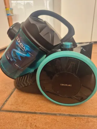 Aspirador Conga Rockstar 700W