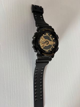 Reloj Casio G-Shock GA-110GB Negro/Dorado