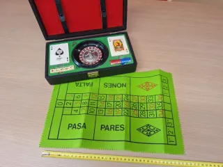 Estuche de Ruleta y Cartas Fournier