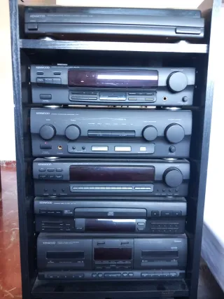 Equipo de música Kenwood y JVC