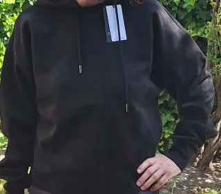 Sudadera  Negra Efecto Ante. Nueva