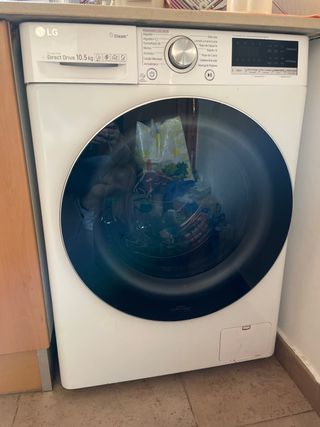 Lavadora LG 10.5 kg Inverter Direct Drive