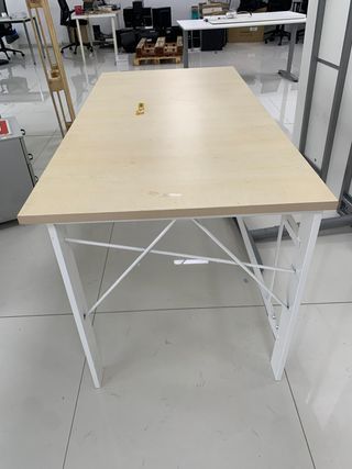 3 Tavolo da Ufficio in Legno e Metallo