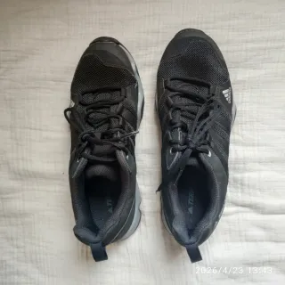 Zapatillas Adidas Terrex Negras y Grises