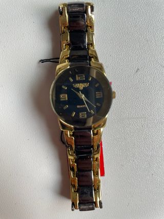 Reloj Elegance Negro y Dorado