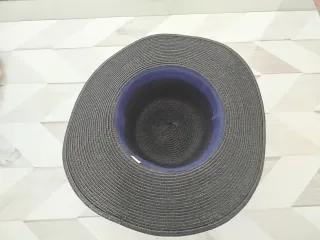 Sombrero de bonito con lazo