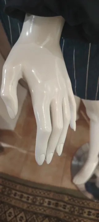 Maniquí 2 y un Busto