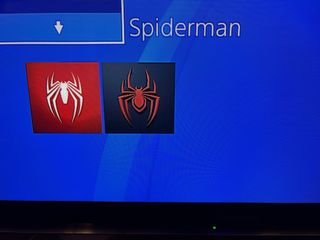 PS4 Slim 1TB v8.03 + Controller + 23 Giochi