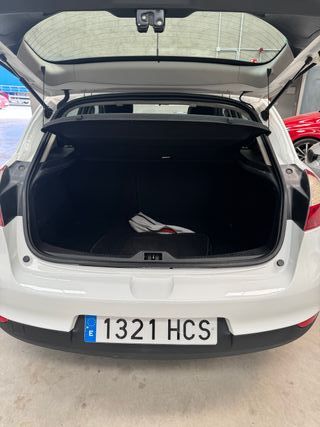 Renault Megane 1.6 16v 100Cv