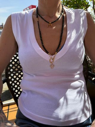 Conjunto Xuping: Obsidiana y Cruz Dorada