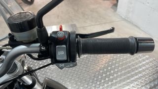 BMW R 1200 R - 2009 - 97.325 km