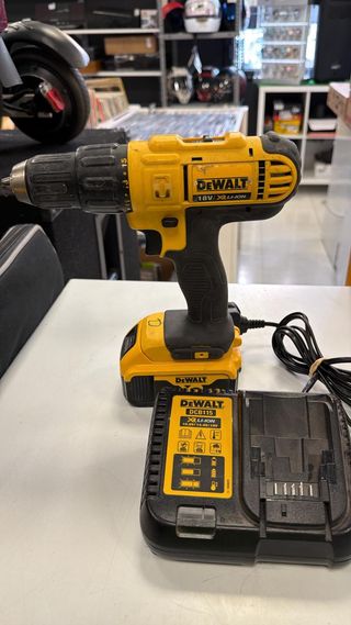 TALADRO DEWALT DCD776 + BAT 2.0AH 18AH