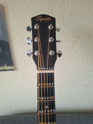 Guitarra Squier SA-105CE Acústica