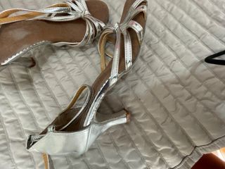 Zapatos de baile plateados