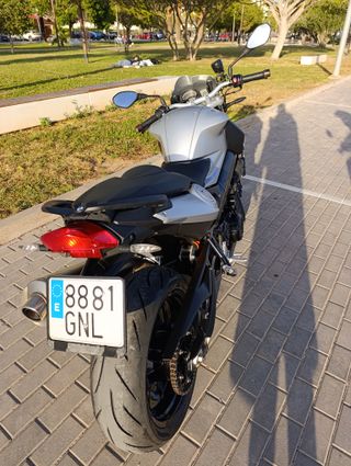 BMW F800R Naked Plata/Negra