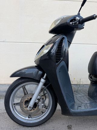 Honda SH 125i Scooter