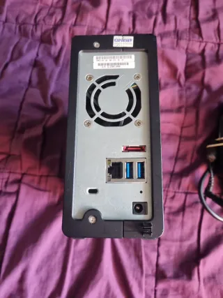 QNAP Servidor Almacenamiento NAS