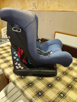 Silla de coche Chicco azul