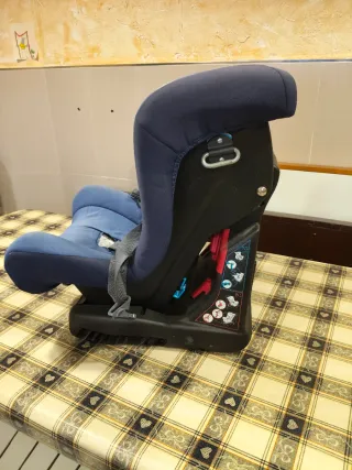 Silla de coche Chicco azul