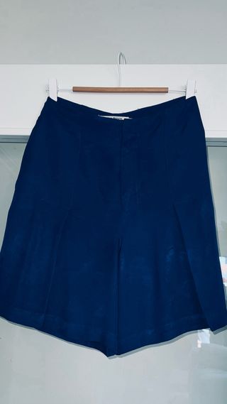 Bermuda Nice Things  talla 34 grande ,