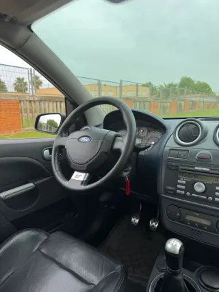 FORD FIESTA ST