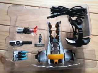 PS4 (PlayStation 4) + Controller + 4 Giochi + Accessori