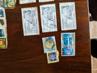 Precioso Lote Vintage – 96 Sellos Internacionales