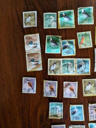 Precioso Lote Vintage – 96 Sellos Internacionales