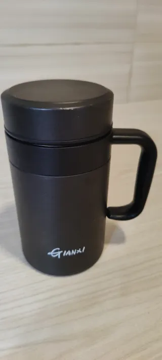 Taza Térmica GIANXI Negra con Tapa
