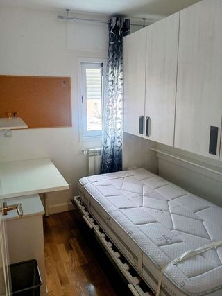 Piso en venta en Apóstol Santiago en Madrid