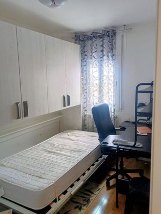 Piso en venta en Apóstol Santiago en Madrid