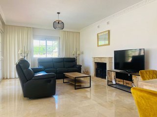 Chalet en alquiler en Elviria en Marbella