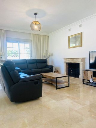 Chalet en alquiler en Elviria en Marbella