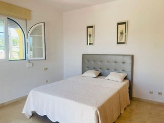 Chalet en alquiler en Elviria en Marbella