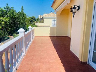 Chalet en alquiler en Elviria en Marbella