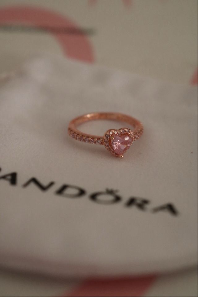 Anillo Pandora Corazón Rosa