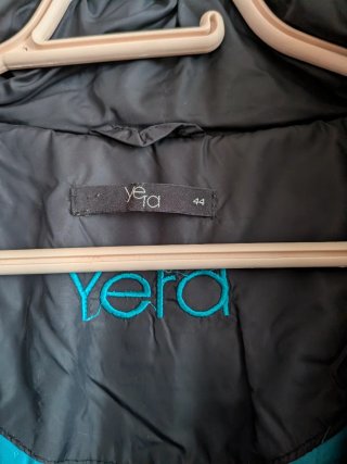 Abrigo YERA Negro Talla 44