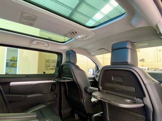 Peugeot Traveller 2020