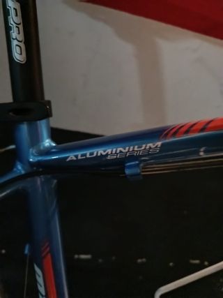 Bicicleta  B-PRO  M100  Unisex