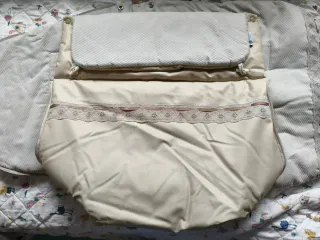 Saco para cochecito con encaje