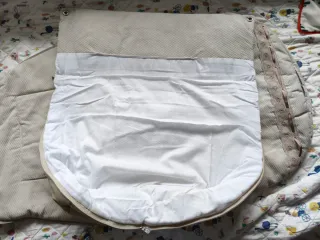 Saco para cochecito con encaje