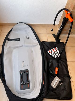 Tabla de wingfoil RRD Air Beluga PRO Y27 90l