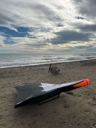 Tabla de wingfoil RRD Air Beluga PRO Y27 90l