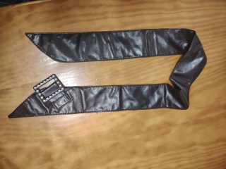 Confezione di 2 cinture in macramè con perline