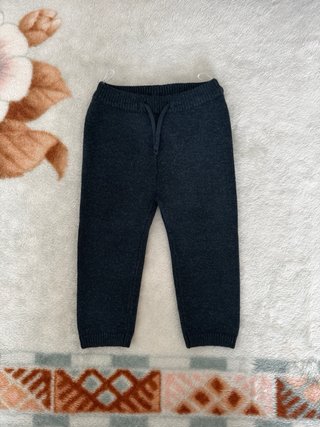 Lote 2 Pantalones C&A Bebés gemelos 6-9 Meses