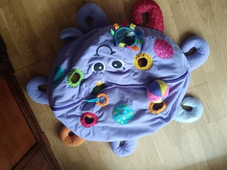 Pulpo de peluche para bebé con bolas