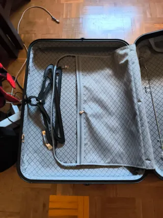 Maleta Rígida Simba Negra con Perchas 55*20*65